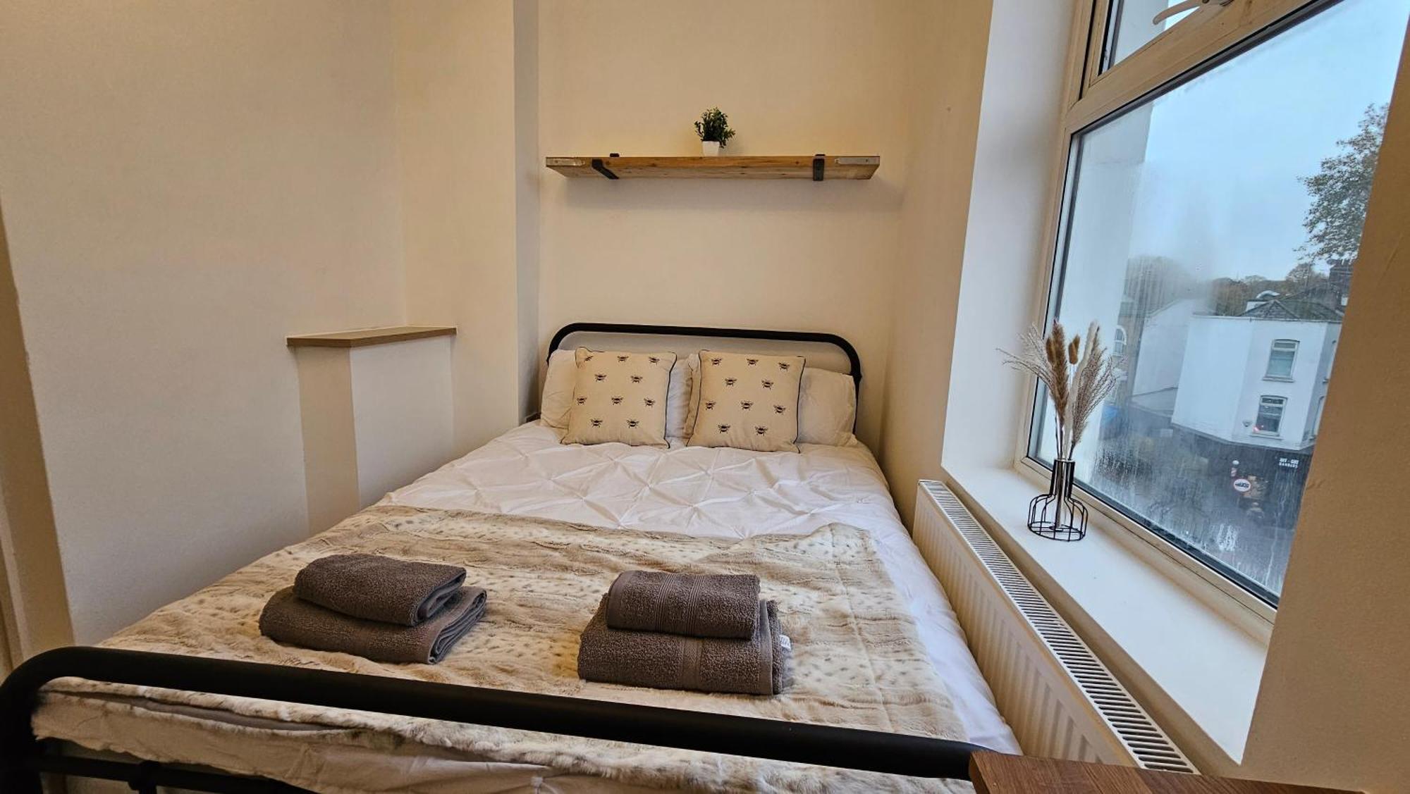 Bros Inn Hotel 伦敦 外观 照片